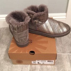 UGG Mini Bailey Button Bling Boots